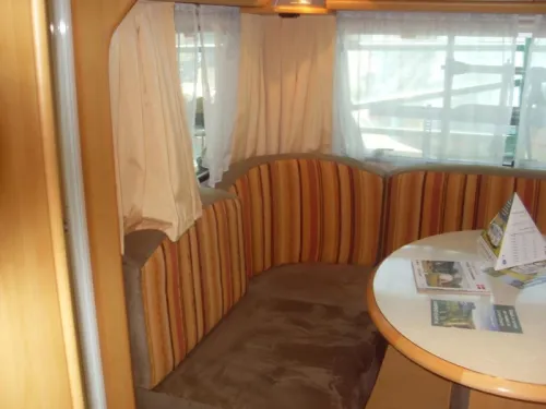 LMC Munsterland 490 As good as new with awning photo: 11