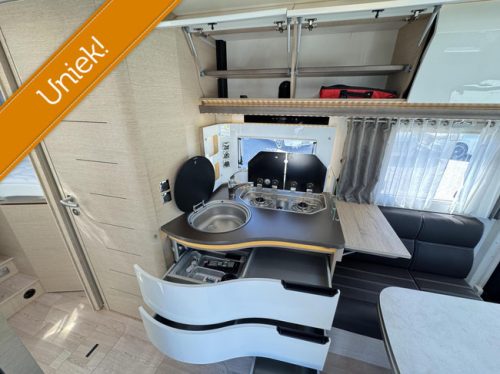 RAPIDO M66 Automatic Single Beds Levelling System 2x Air Conditioning photo: 16