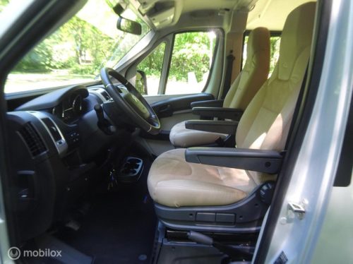 Adria Twin Axess 640 SL 130 PK Euro 6 | Einzelbetten | Volle Ausstattung | Original NL | 39.000 km | H&auml;ndlerzustand Foto: 16