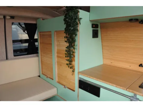 Conversi&oacute;n de Volkswagen Transporter Camper I Autob&uacute;s excluido foto: 19