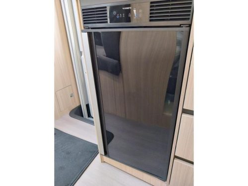 Adria Compact Axess 670 SL, double air conditioning, tow bar photo: 8