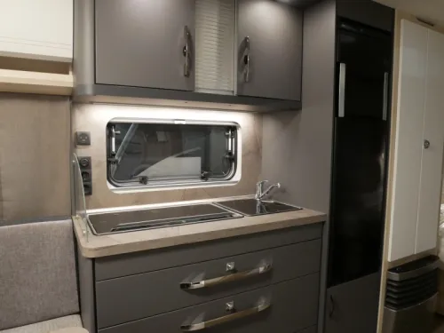 Hobby De Luxe 540 UL JETZT BEI VAN EIJK CARAVANS! Foto: 8
