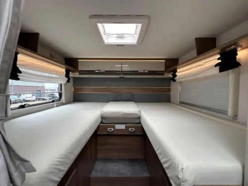 Dethleffs Trend 6717 165 HP length bed photo: 17