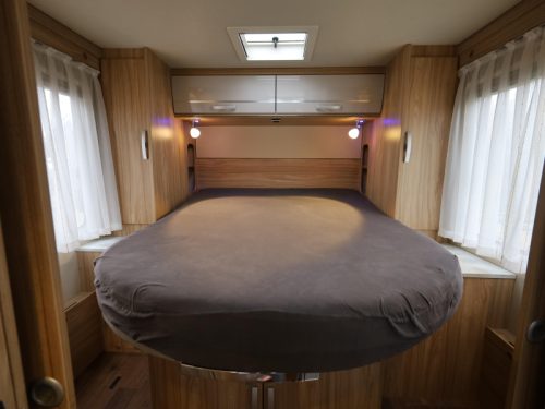 Hymer T 698 CL Queensbed photo: 8