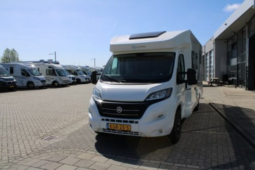 Sun Living S 75 SL by Adria 5 seat belts single beds 67 photo: 2