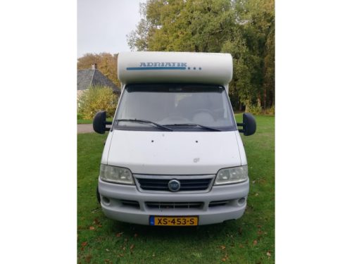 Adria Coral 573 DS with extra large Sola photo: 15
