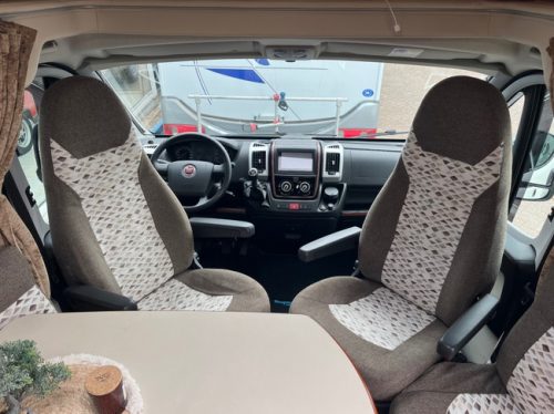 Carthago C-tourer T150 2x Ac Queensbed 150 Pk Solarpanel CarPlay Luftf. Foto: 8