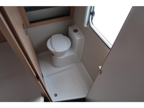 Knaus Sport 450 FU ZGAN !! MIT VORZELT  Foto: 11