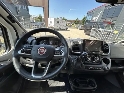 Sunlight T 68 Adventure Edition + Air conditioning & Pop-top roof photo: 5
