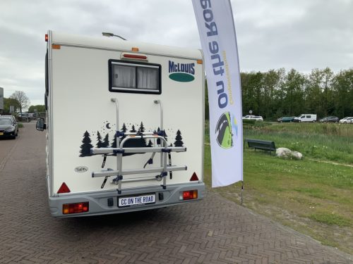 McLouis Lagan 253 G Semi-integrated, Small camper, with bicycle garage, Transverse bed, Year 2006 Camper center On The Road photo: 26