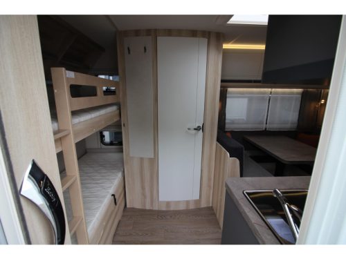 Hobby De Luxe 490 KMF Etagenbetten! Foto: 5