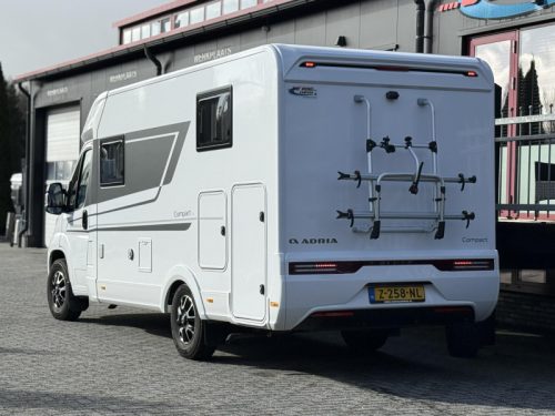 Adria Compact SL - Lits jumeaux photo : 6