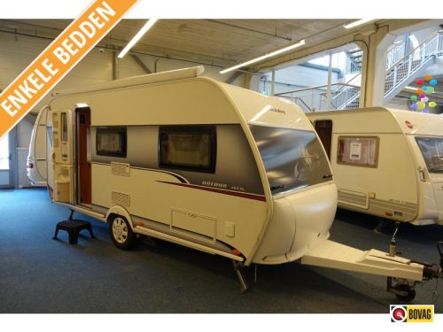 Hobby On Tour 460 HL auvent cassette