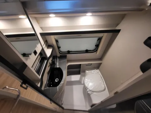 Eriba Touring 530 Silver Edition, komplett Foto: 15