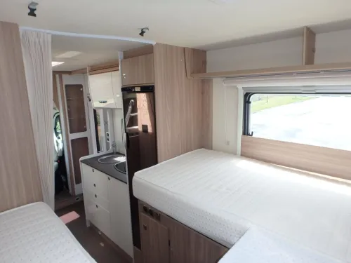 B&uuml;rstner Delfin T 690 G HARMONY LINE Foto: 22