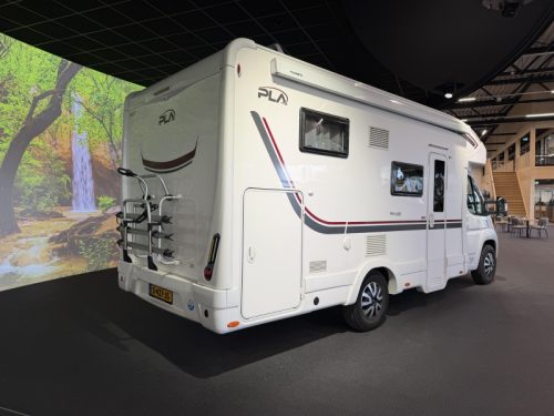 P.L.A. Wohnmobil Siena 385 LPG / Solarmodul Foto: 2