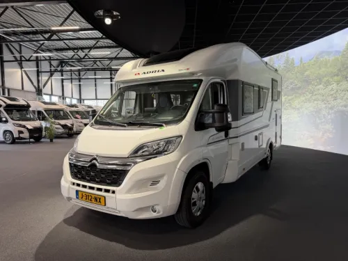 Adria Coral Select Levelsysteem / maxxfan foto: 8