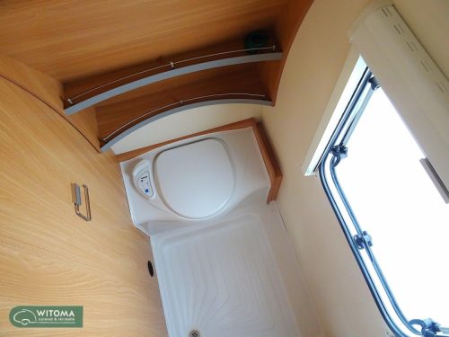Knaus Sudwind 450 FU Caravana bonita y completa foto: 12