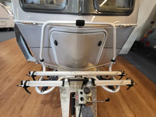 Eriba Touring 530 Silver Edition, komplett Foto: 6