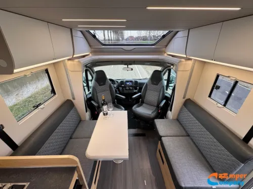Adria Matrix Plus 670 DL Single beds / Automatic  photo: 2