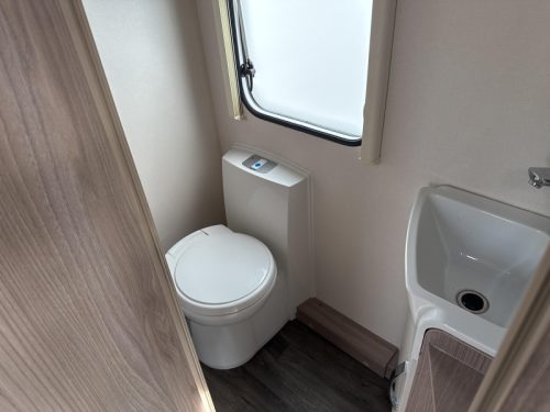 Sprite Mondial 370 EK Thule Kassettenmarkise Foto: 6