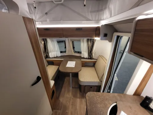Eriba Touring 542 af fabriek super compleet  foto: 12