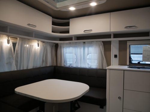 Dethleffs C'Go 475 FR FREE mover and awning photo: 2