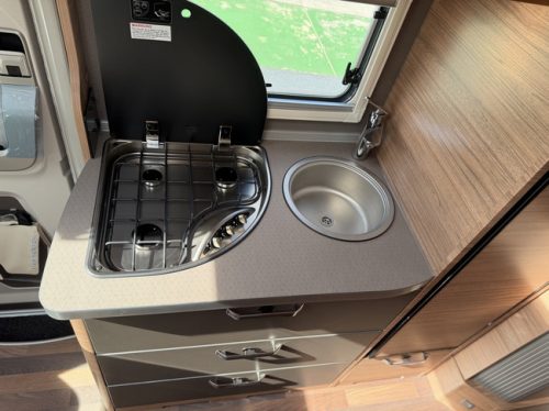 Weinsberg Caracompact 600 MEG Pepper Black Foto: 18