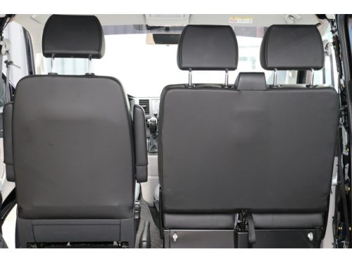 Fourgon am&eacute;nag&eacute; Volkswagen Transporter TDI 150ch Automatique T6 | Climatisation | Si&egrave;ges chauffants | Vitres &eacute;lectriques | 4 couchages | nouvel int&eacute;rieur | R&eacute;frig&eacute;rateur + cong&eacute;lateur | photo : 11