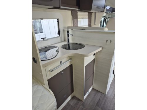 Chausson Welcome 737 Satellite dish-Leveling system-air conditioning photo: 7