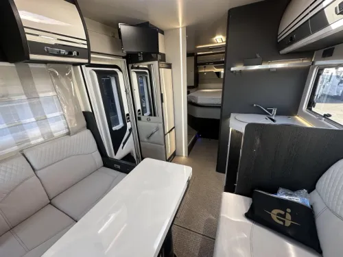 CI Magis Queensbed Dachklimaanlage 140PS Foto: 6