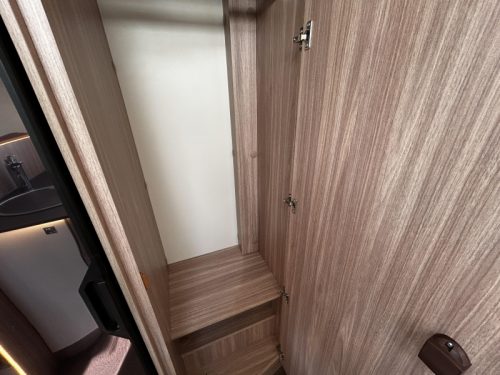 B&uuml;rstner Limited T 660 Franz&ouml;sisches Bett/Automatik/2023 Foto: 24