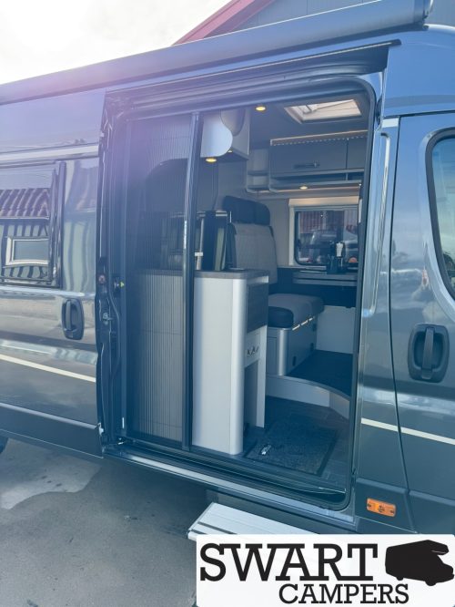 Weinsberg CaraBus Grey 630 ME Edition [Fire], Single beds Automatic Maxi photo: 18