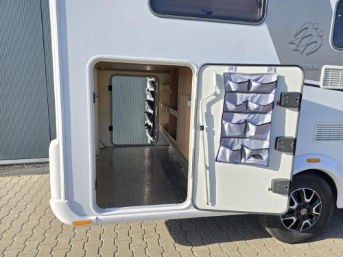 Knaus Platinum Selection 650 MEG L&auml;ngsbetten Doppelboden Foto: 4