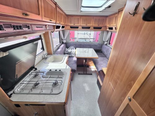 Hymer B 534 Original NL, Rundsitzgruppe Foto: 6
