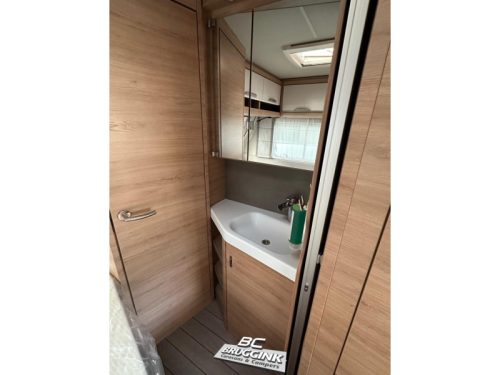 Knaus Sudwind 60 Years 500 FU Franz&ouml;sisches Bett Campovolo Grau Foto: 8