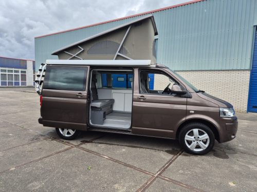 Volkswagen T5 California 180 DSG  photo: 2