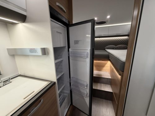 Adria Coral 600 SL Nivelliersystem / Maxxfan Foto: 13