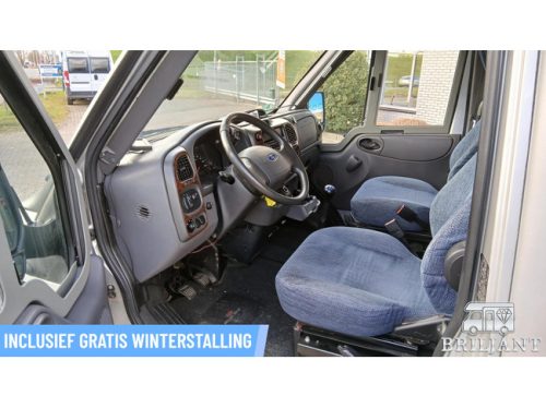 Hymer SEMI-INTEGRATED HV 522 .. 2006 transverse bed photo: 9