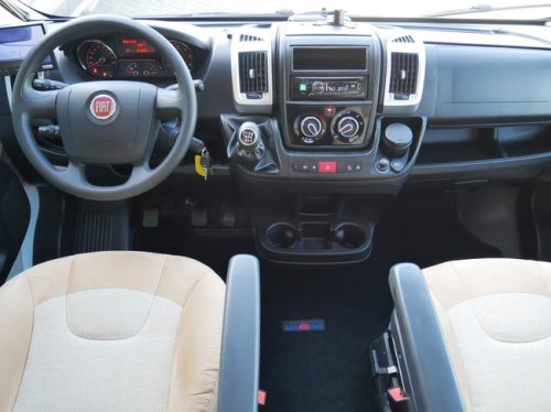 Carthago Malibu Van 600 DB, 6 Meter Kastenwagen, Busbiker!! Foto: 3