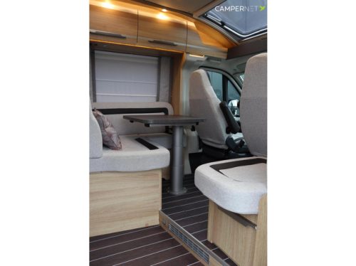 Knaus Sky Ti 700 MEG 140pk 2.3 Multijet | Levelsysteem | Dakairco | Lengtebedden | Luifel | Zonnepaneel | Gescheiden douche | Bearlock foto: 8