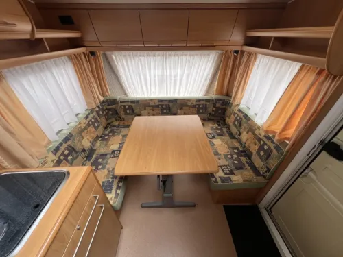 Chateau Cantara 450 CT Awning, French bed photo: 3