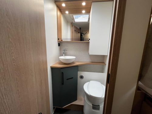 Pilote Atlas A690G Wohnmobil des Jahres 2024! Foto: 10
