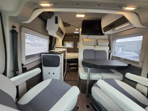 VANTourer 540 D Cama baja extra en la parte trasera foto: 5