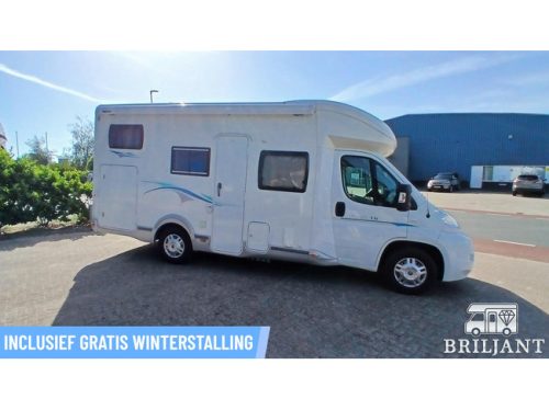 Chausson FLASH 16 ... 2011 transverse bed/bunk bed photo: 2