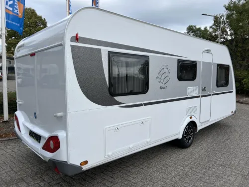 Knaus Sport 540 UE Boogluifel, Fietsendrager Foto: 1