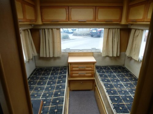 Elddis Crusader Solano 530 mover and awning photo: 6