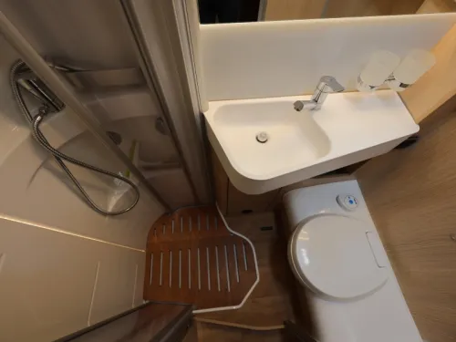 Hymer BMC-I WhiteLine 600 LEVEL/LITHIUM/INV./AIRCO foto: 14