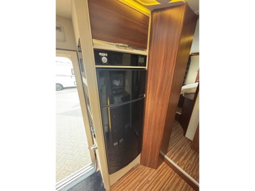 Adria Matrix M 670 SBC full options, queen bed photo: 13