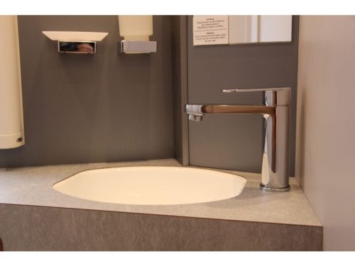 Dethleffs Pulse I 7051 GT-Line DBM Cama de matrimonio + Techo elevable foto: 42